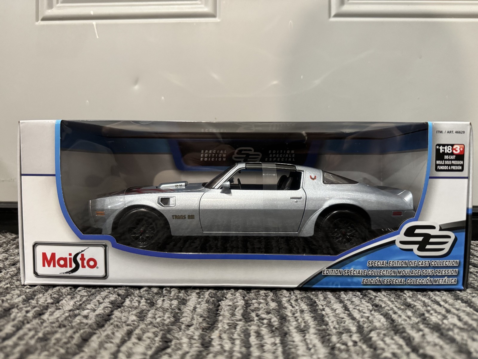 Maisto 1:18 Diecast Special Edition Pontiac Firebird Trans Am GREY NEW IN BOX