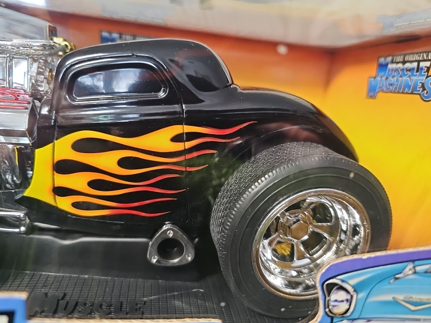 Vntg 2002 Muscle Machines 1933 Ford Coupe 1:18 Diecast Car NISB