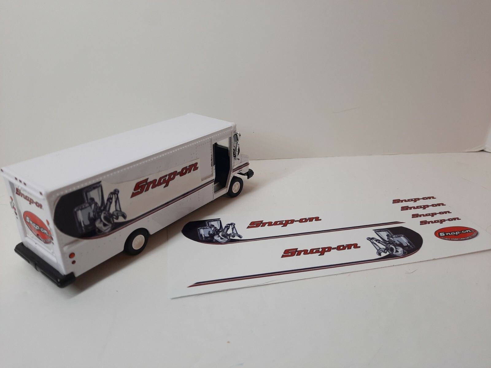 Snap-on truck waterslide decal-fits 1/64 Greenlight Box Truck-TRUCK NOT INCLUDED