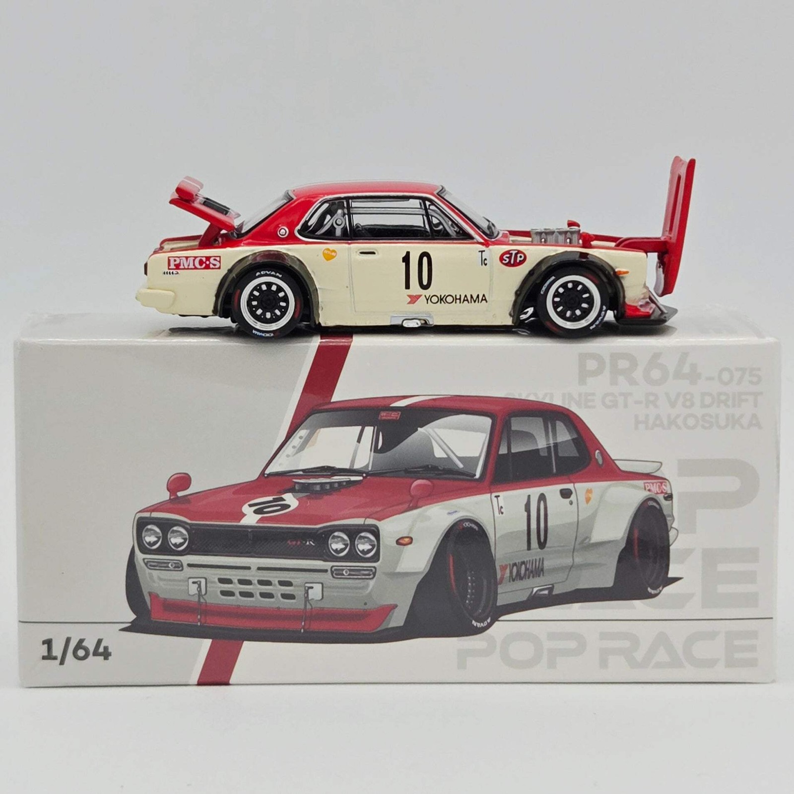 Pop Race Nissan Skyline GT-R V8 Drift Hakosuka – 1:64, Watanabe (2026)