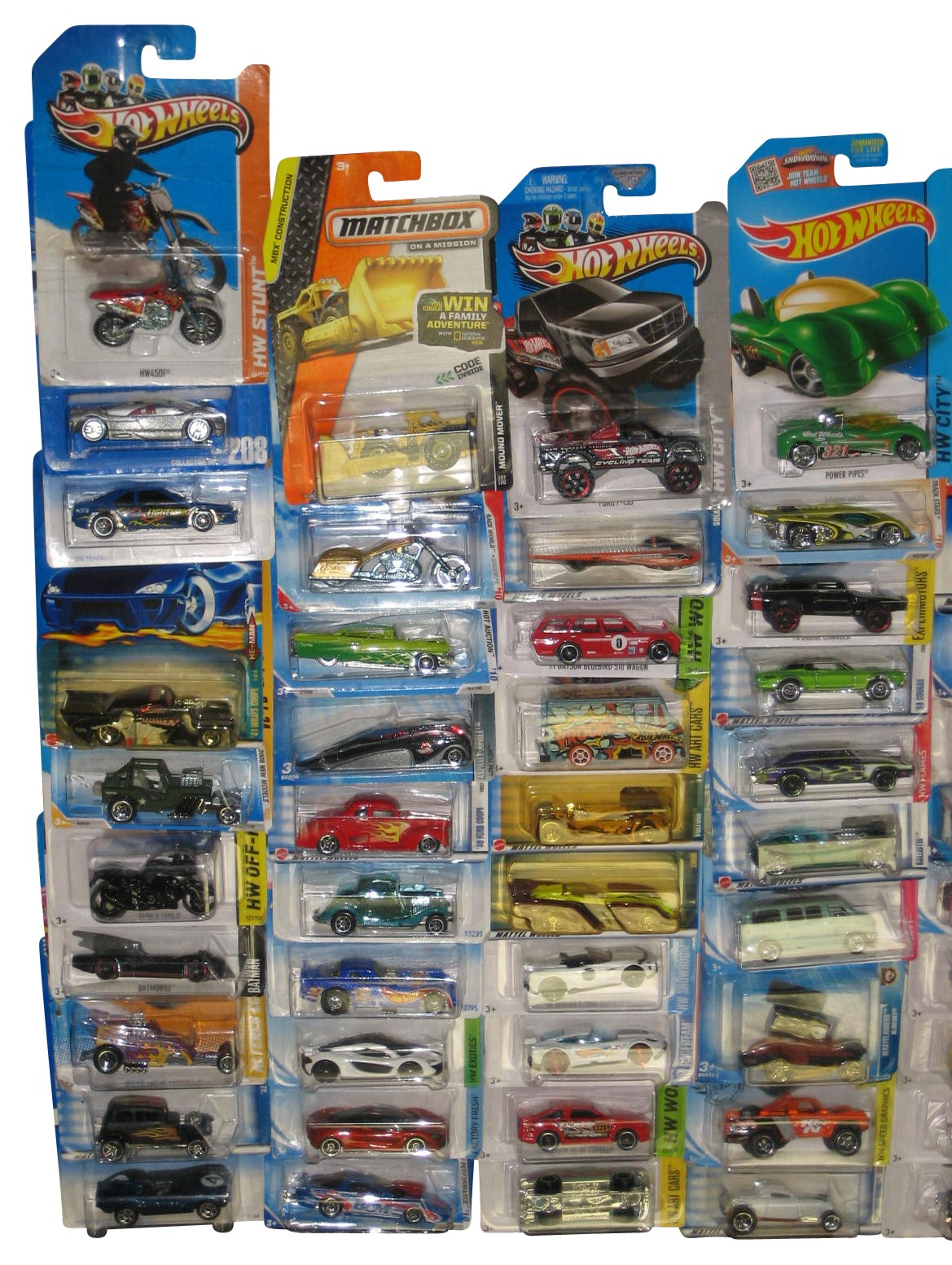 Hot Wheels Matchbox & Misc Mattel Die Cast Toy Cars – (Mixed Lot 70 Cars)