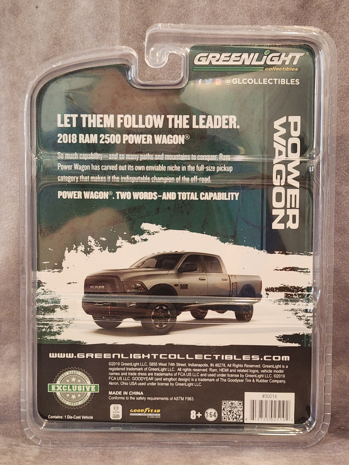 GREENLIGHT 1:64 Hobby Exclusive 2018 RAM 2500 POWER WAGON Gray 30014 New Sealed