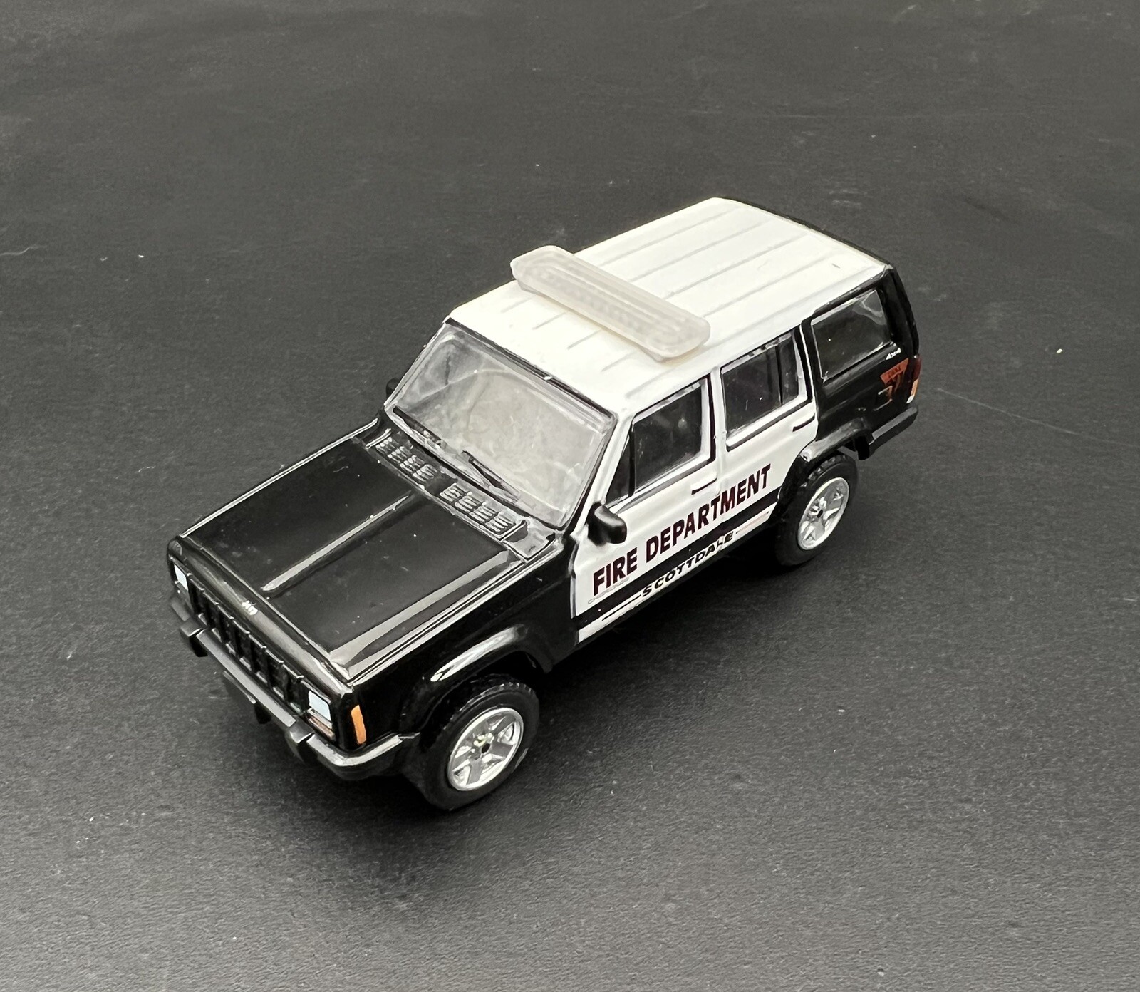 2 Pack 1/64 LED Style Whelen Lightbar For Greenlight Police Fire Ambulance