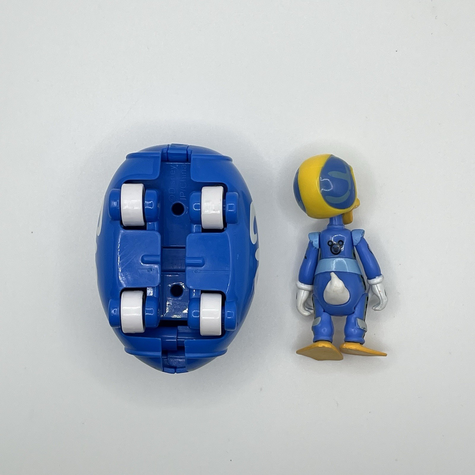 RARE Disney Donald Duck 2-in-1 Transforming Vehicle Figure Floaty Coaster Pod