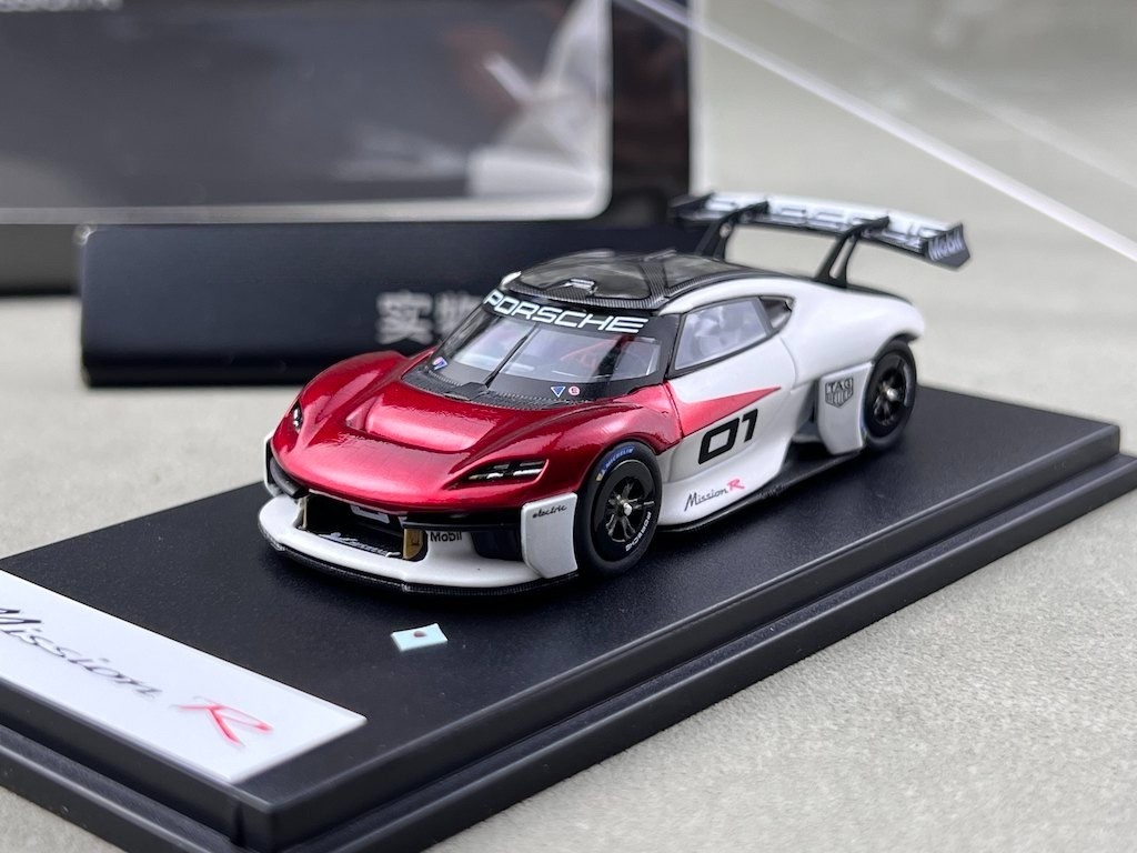 Karium 1:64 Red Mission R #1 Sports Model Diecast Display Car Quick delivery