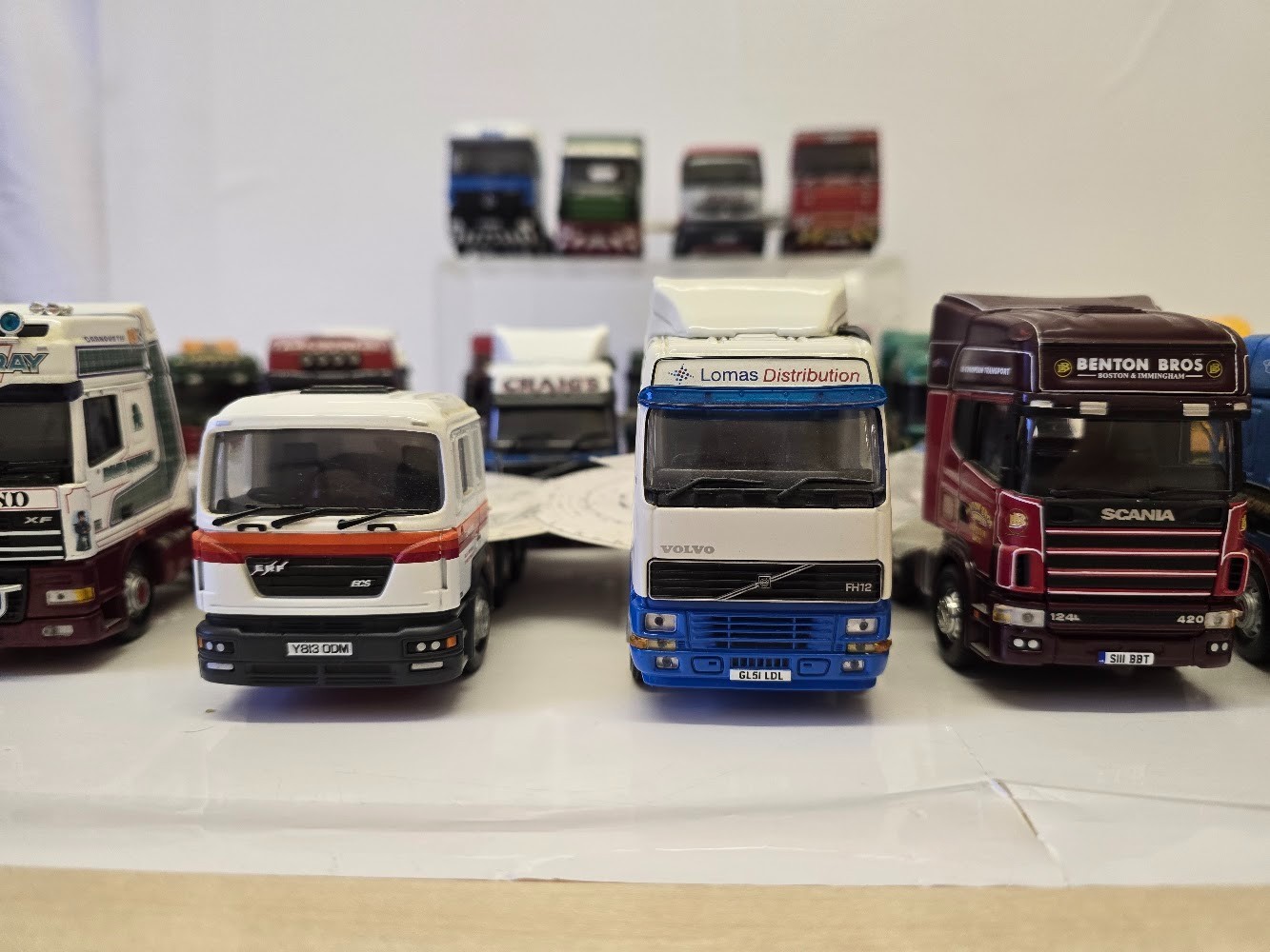 Corgi 1:50 Truck Tractor Unit Choose Your Vehicle Scania Volvo DAF MAN Renault