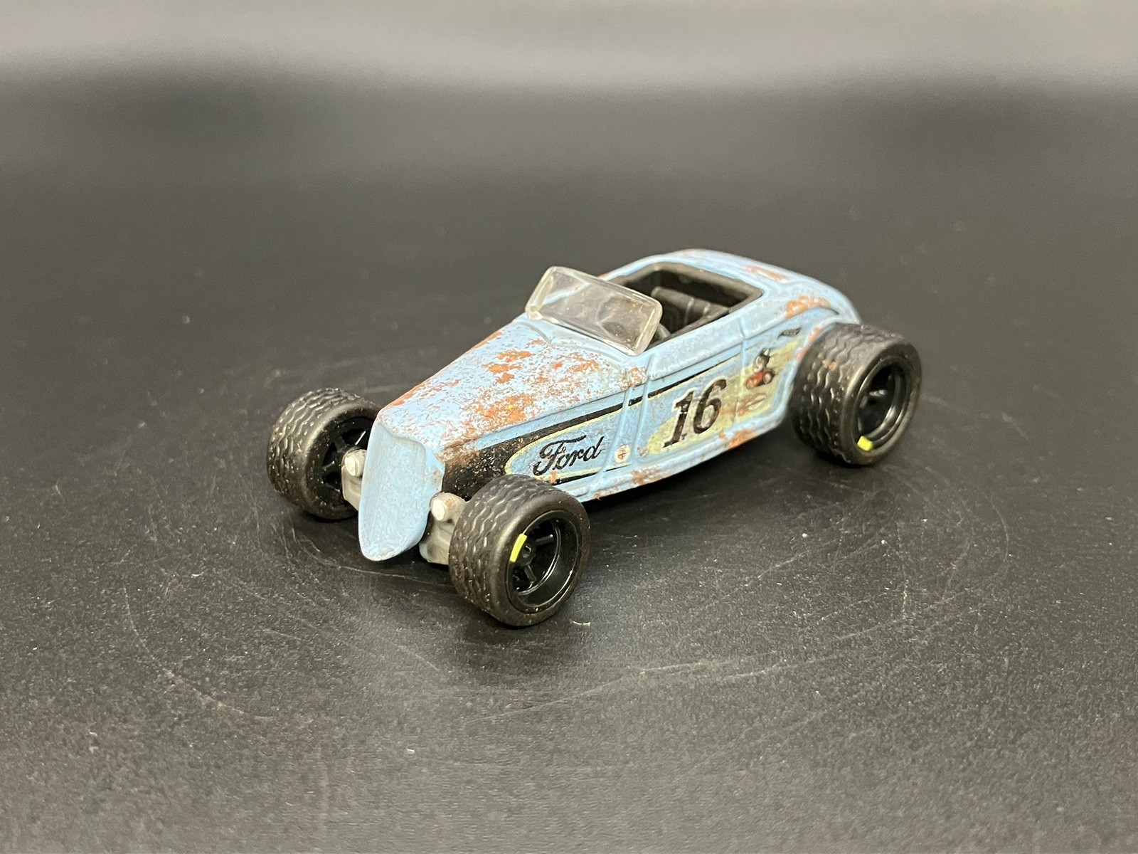 1933 Ford Roadster Weathered Rusty Custom 1/64 Diecast Barn Find Car Hot Wheels