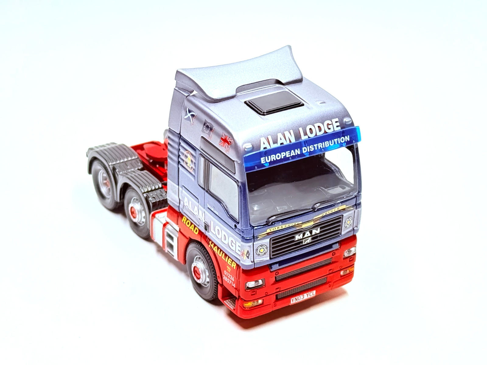 CORGI MAN TGA TRACTOR UNIT MODEL ONLY ALAN LODGE CC99164 1:50