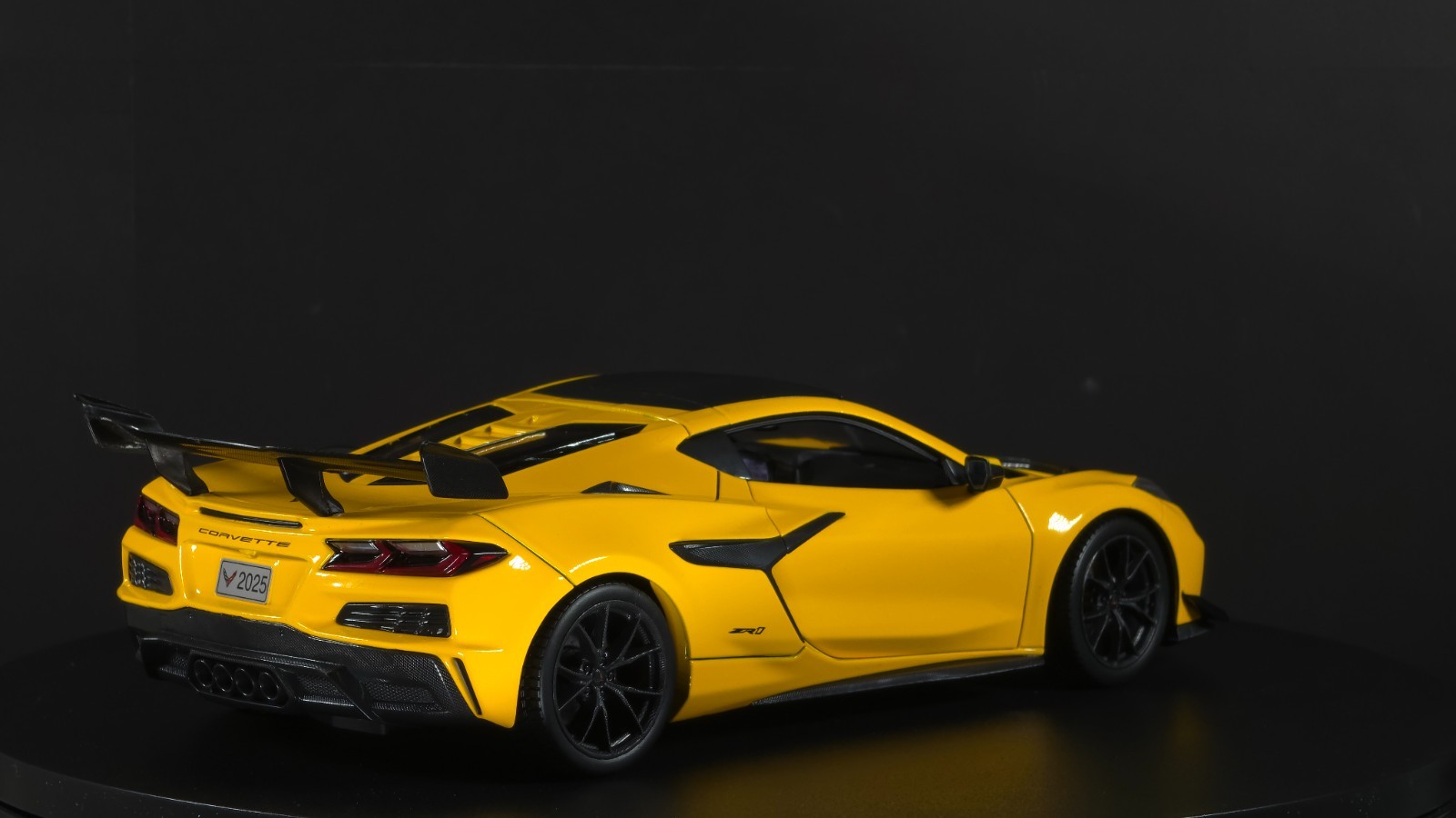 Corvette ZR1 Coupe 1:18 Maisto Exclusive Style Special Edition