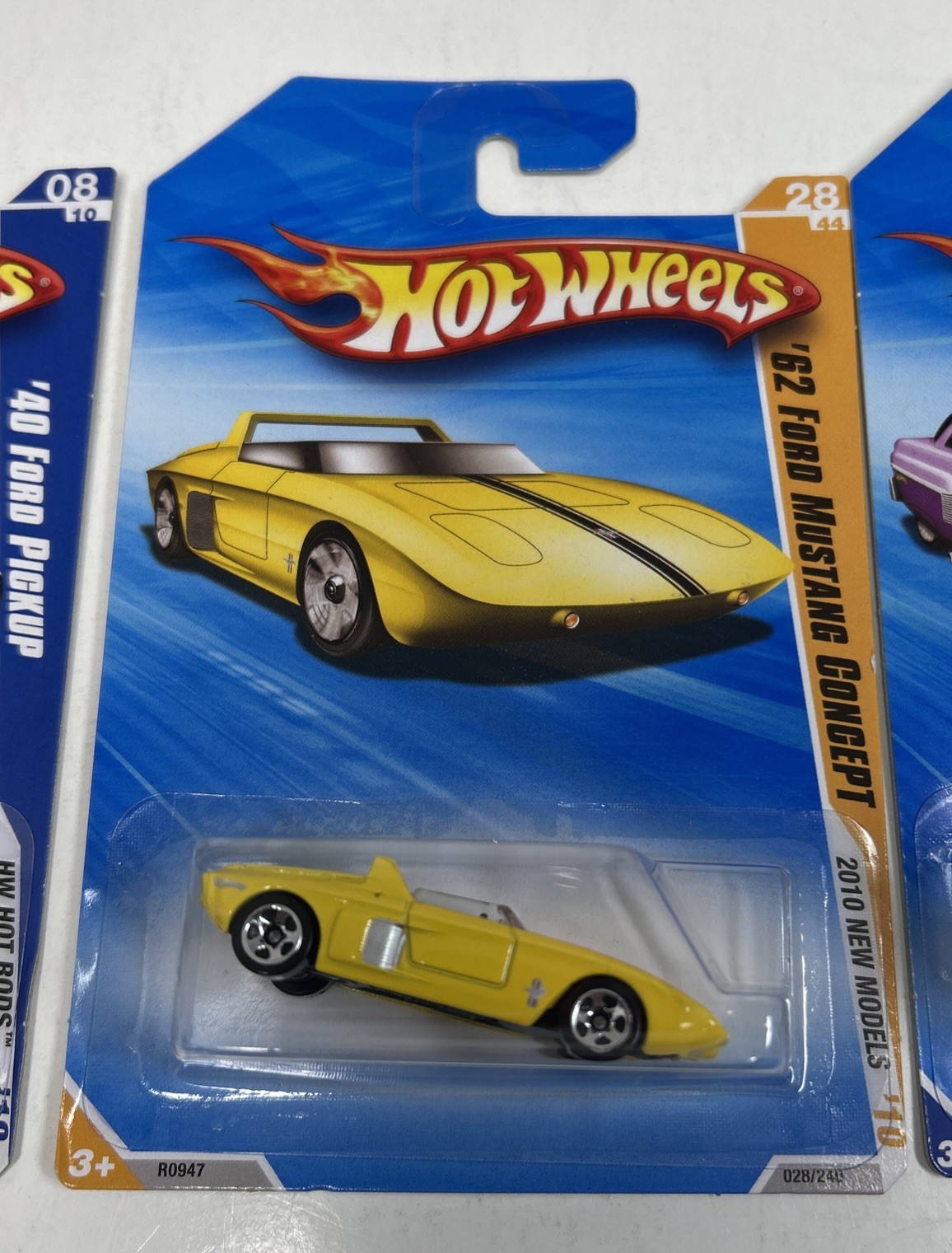 Hot Wheels 2010 40 Ford Pickup, Mustang Concept, Ford GT LM, 56 Merc Lot of 4