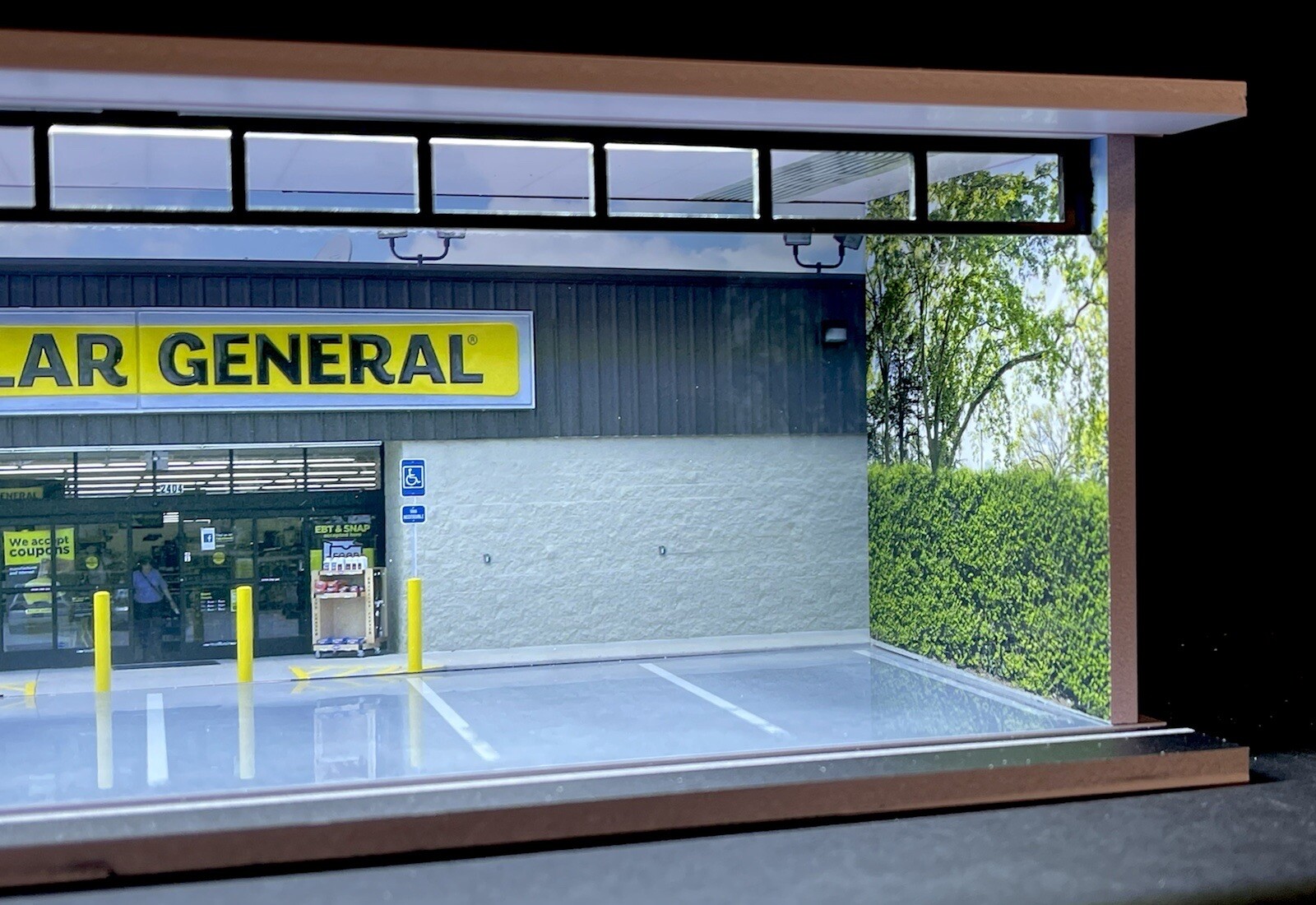 Dollar General Hot WheelZ Theme 1:64 Model Diorama Garage LED Lighting!