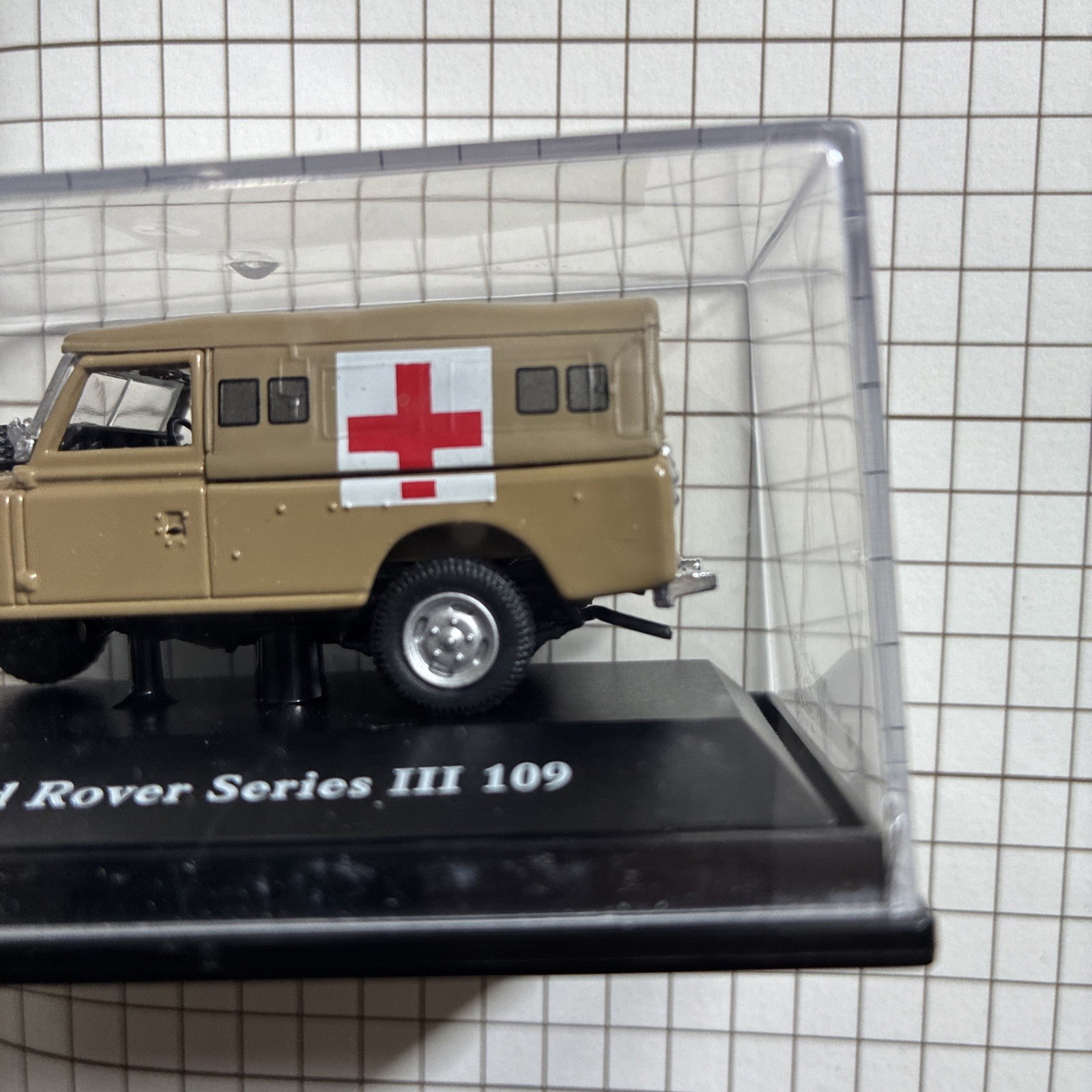 1:72 Cararama – Land Rover Series III 109″ Medical / Army