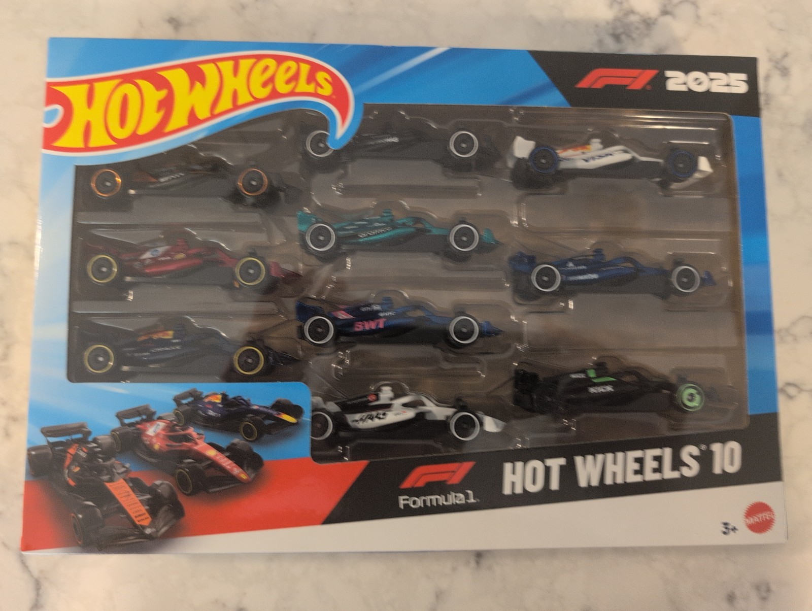 Hot Wheels Formula 1 2025 Racing Team 10-Pack Ferrari, Aston Martin, Red Bull