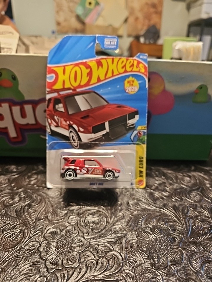 Hot Wheels Drift Box HW Euro 1:64 Diecast Car Red/White Unopened