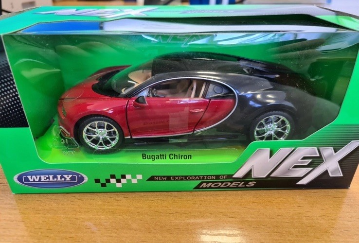 1/24 🔥 BUGATTI CHIRON RED W/BLACK DIECAST CAR BY WELLY 43738D