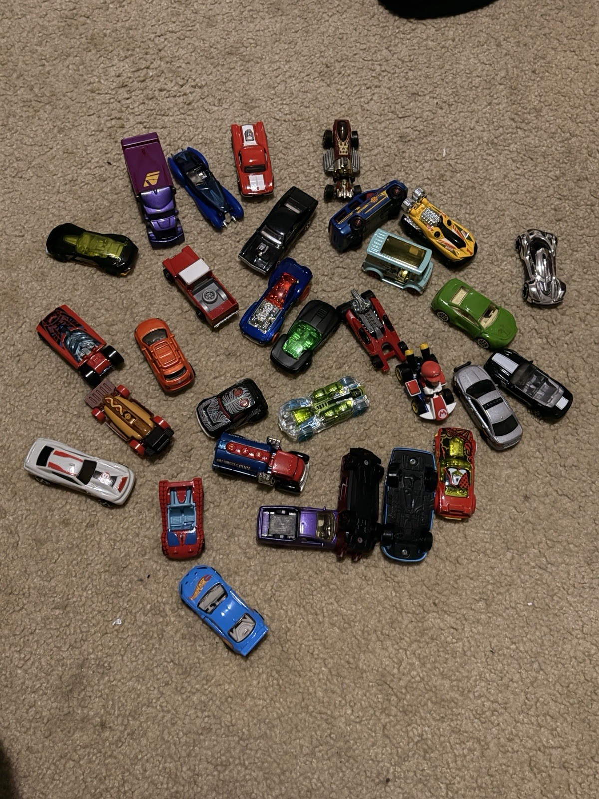 Lot of 31 Toy Cars – Mostly Hot Wheels – Mixed Brands – Used Condition