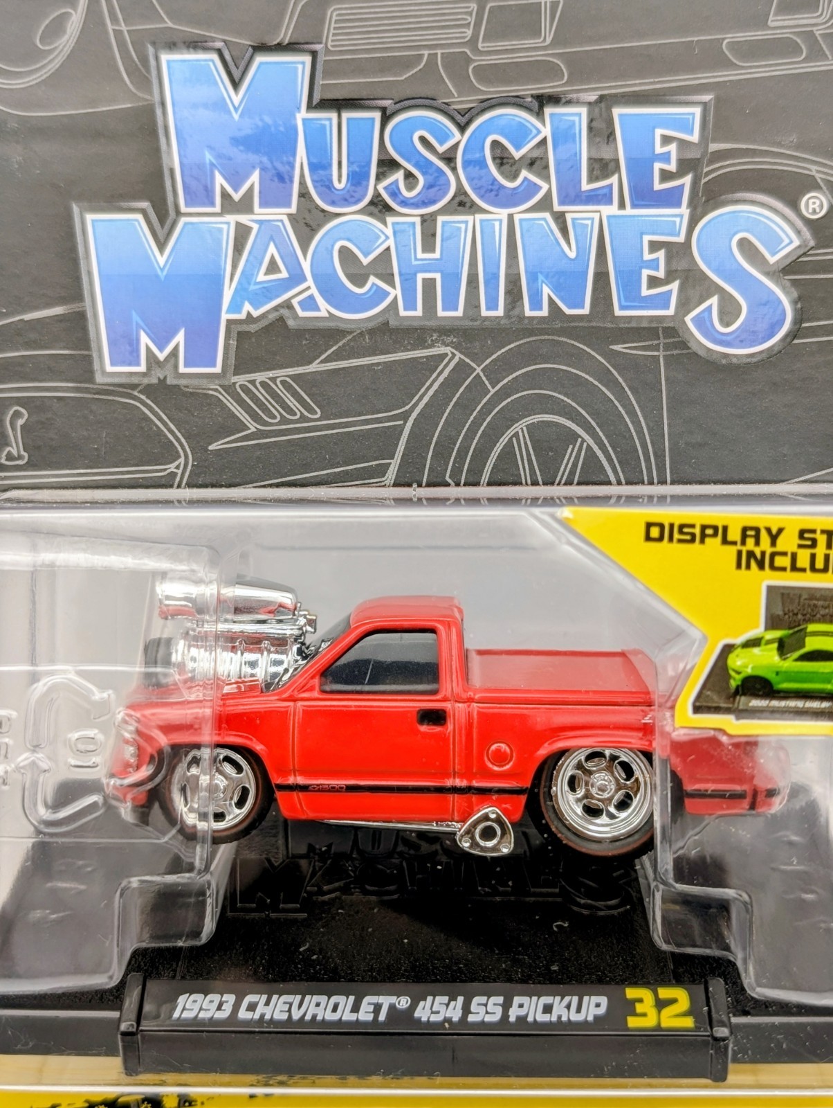 Muscle Machines 1:64 1993 Chevrolet 454 SS Pickup Truck Red