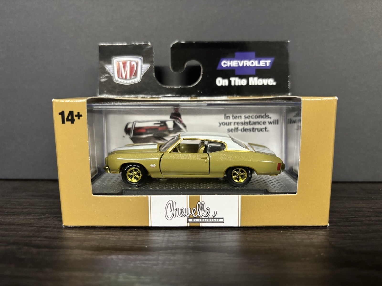 M2 Machines 1970 Chevrolet Chevelle SS 454 Detroit Muscle R80 1:64 Scale