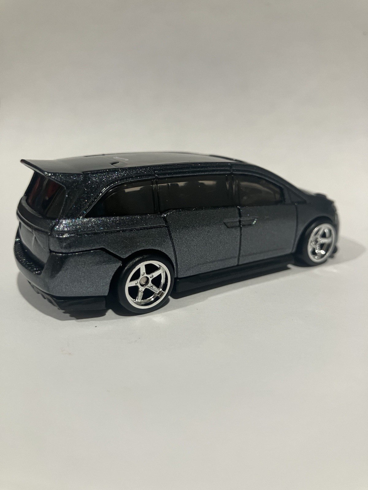 2026 Hot Wheels Honda Odyssey (CUSTOM PAINT WHEEL SWAP IN BLISTER)