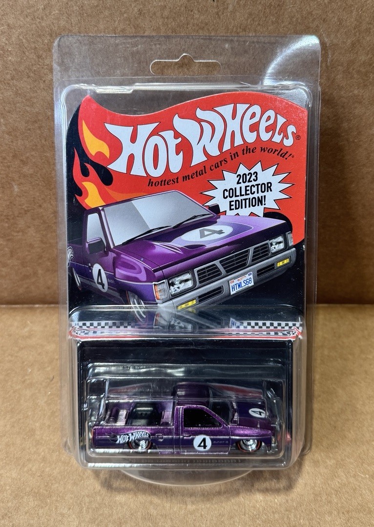 2023 Hot Wheels RLC Custom ’93 Nissan Hardbody D21 Purple 1:64 *IMPERFECT CARD*