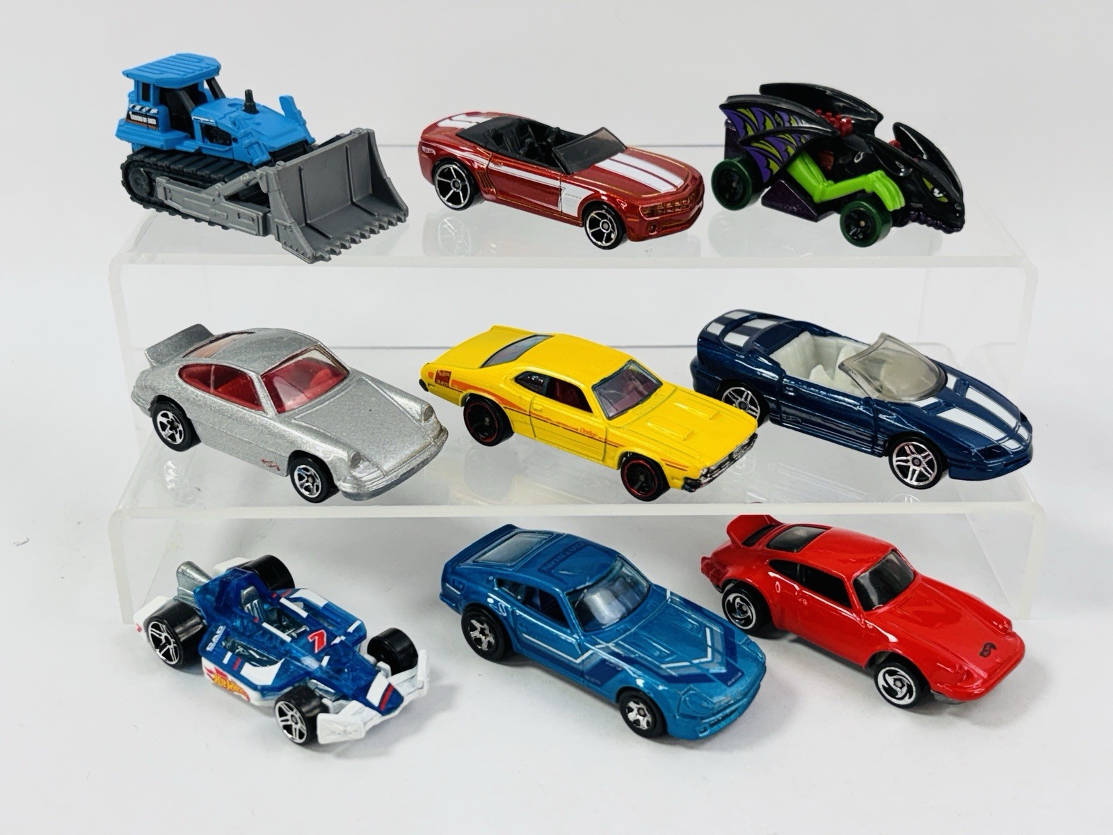Lot of 9 Hot Wheels Diecast 1:64 Cars Various Makes Models Loose Lot #19