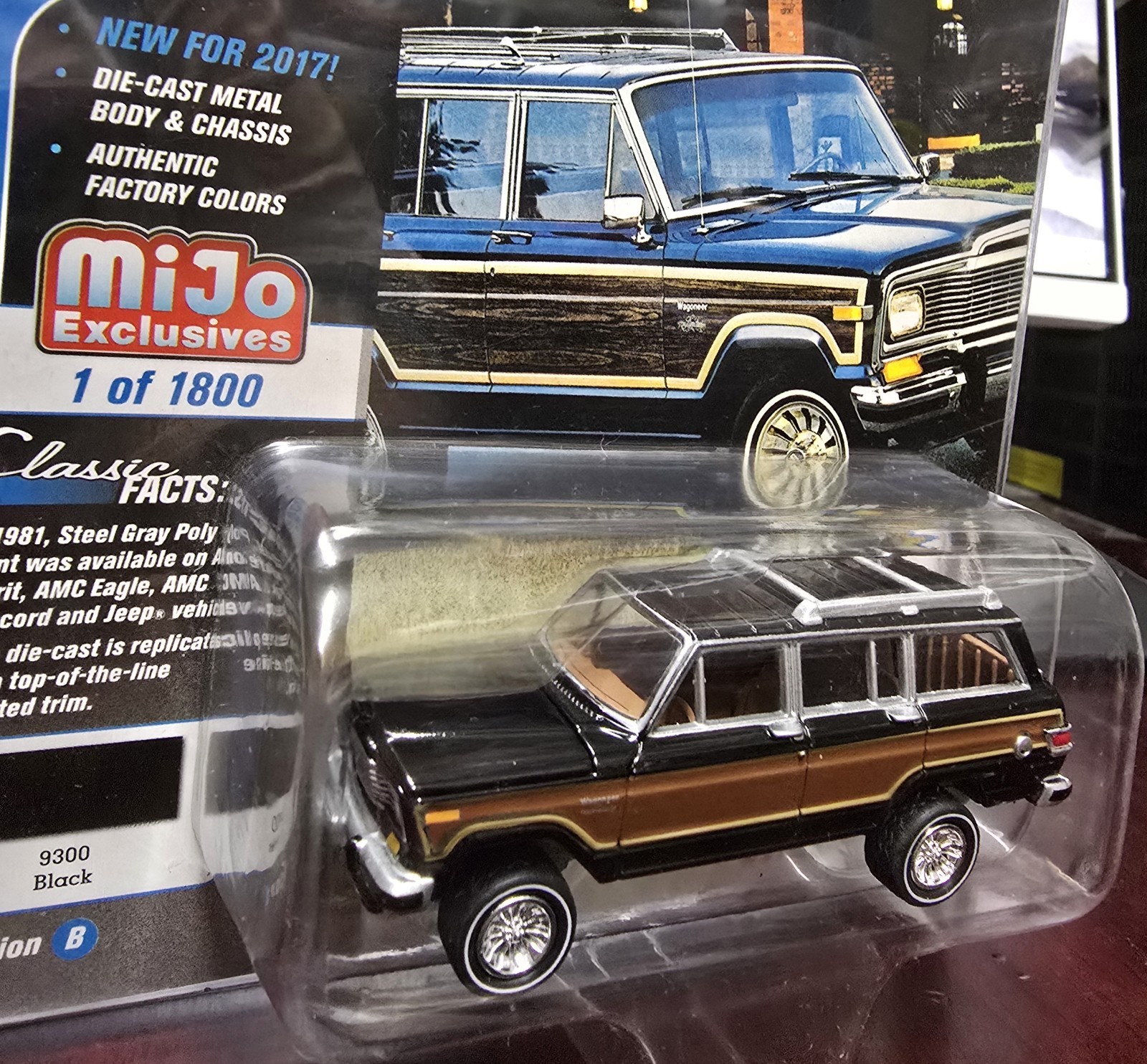 Johnny Lightning Mijo Exclusive Classic Gold Collection 1981 Jeep Wagoneer