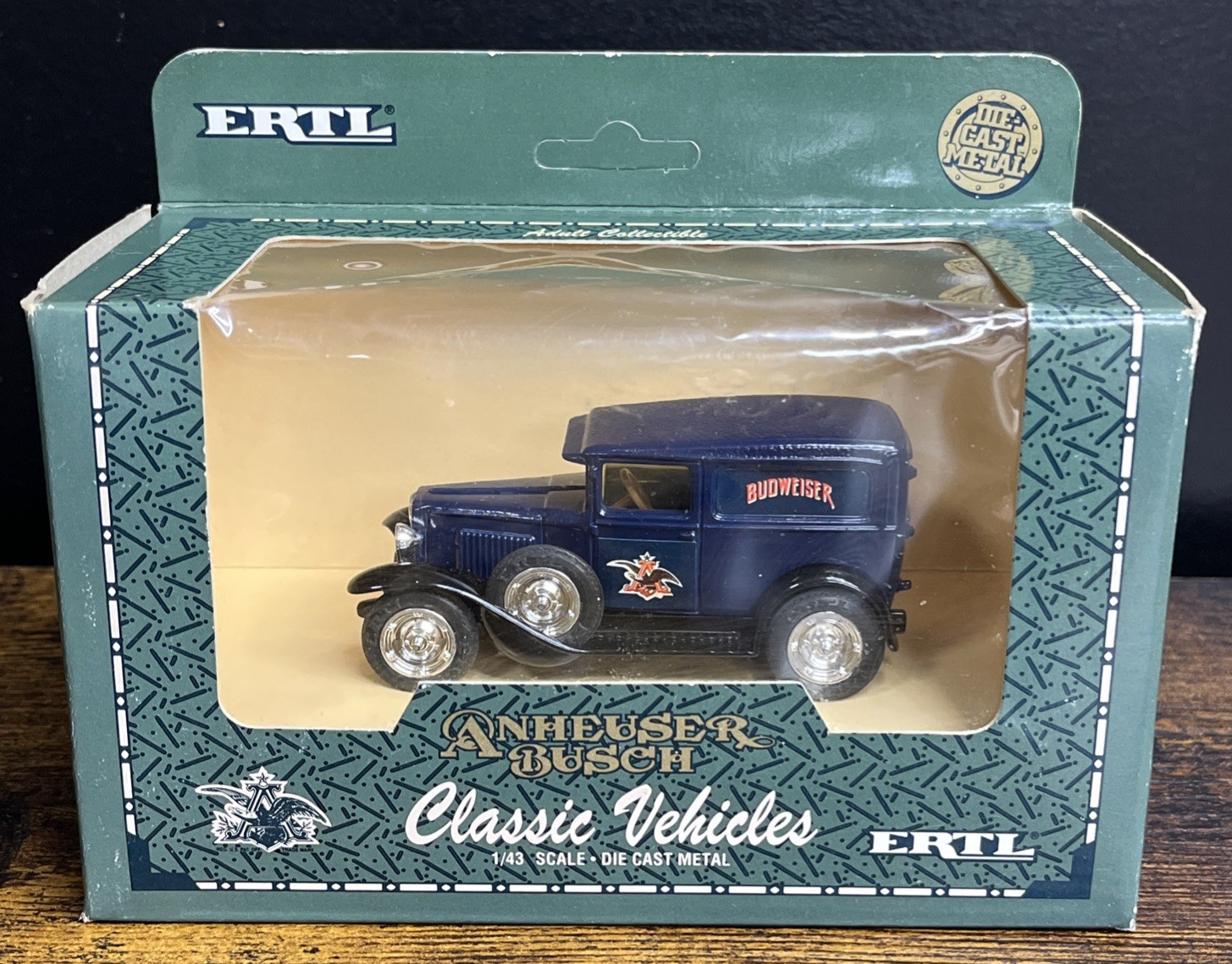 Ertl Classic Vehicles Anheuser Busch 1930 Chevy Panel Truck 1/43 Die-Cast #9836