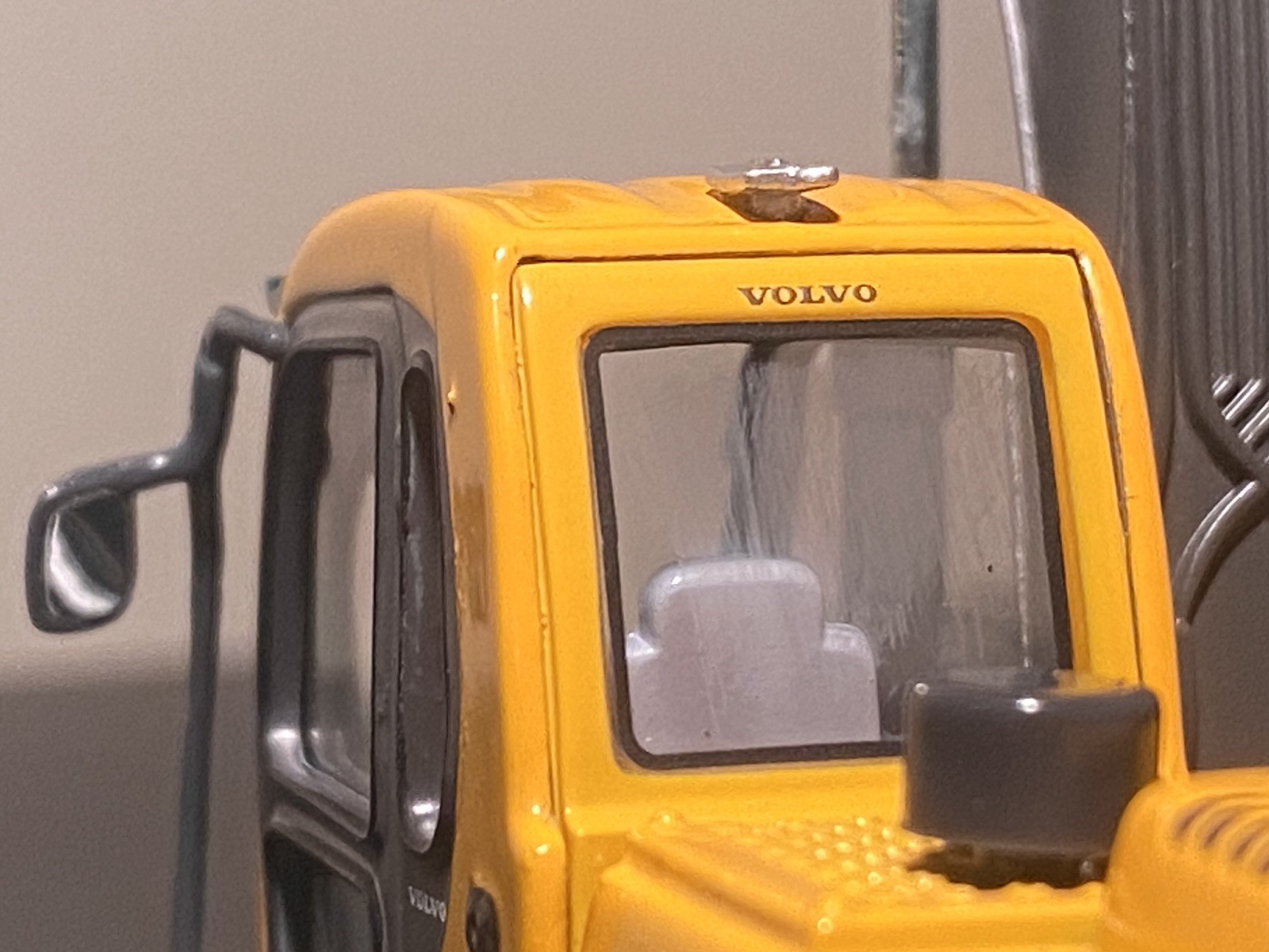 1/50 diecast Volvo exclusive EC210 v1.0 track excavator Motorart LINKED TRACKS!!