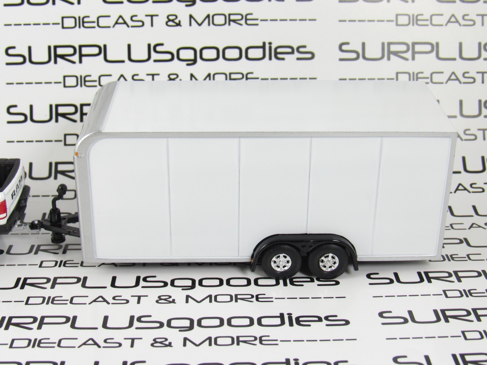 Greenlight LOOSE White 2017 DODGE RAM 2500 POWER WAGON w/White Enclosed Trailer