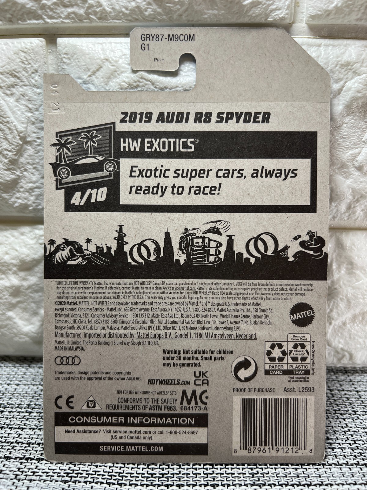 Hot Wheels HW Exotics 4/10 2019 Audi R8 Spyder 211/250 Blue