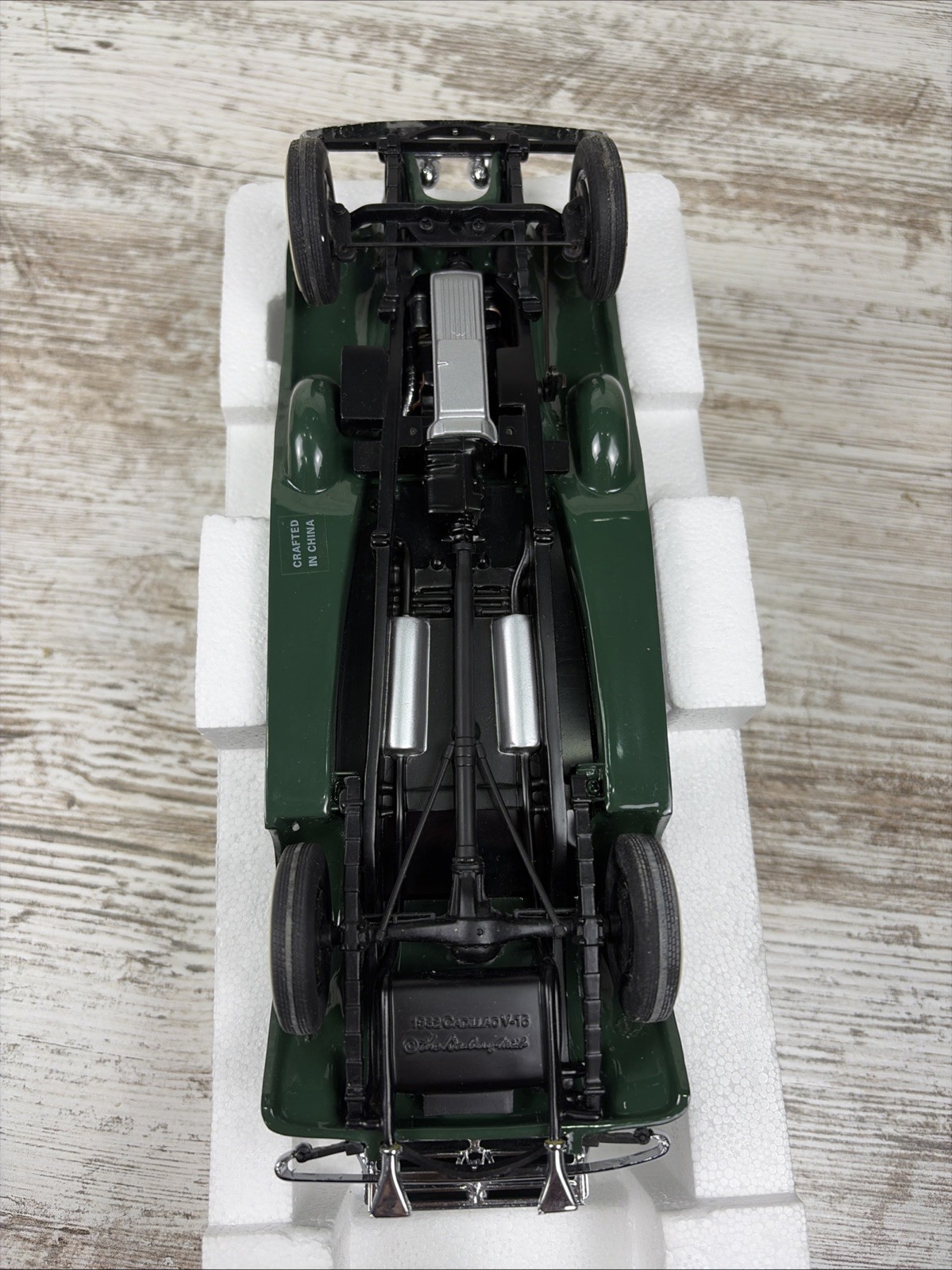 Danbury Mint 1932 Cadillac V-16 Sport Phaeton 1:24 Diecast Green w/ Box