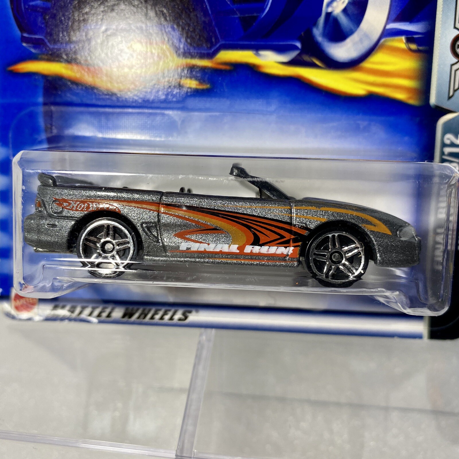 MotorMax #6006 1998 Ford Mustang & Hot Wheels Mustang GT 1996 1:64 Diecast Lot