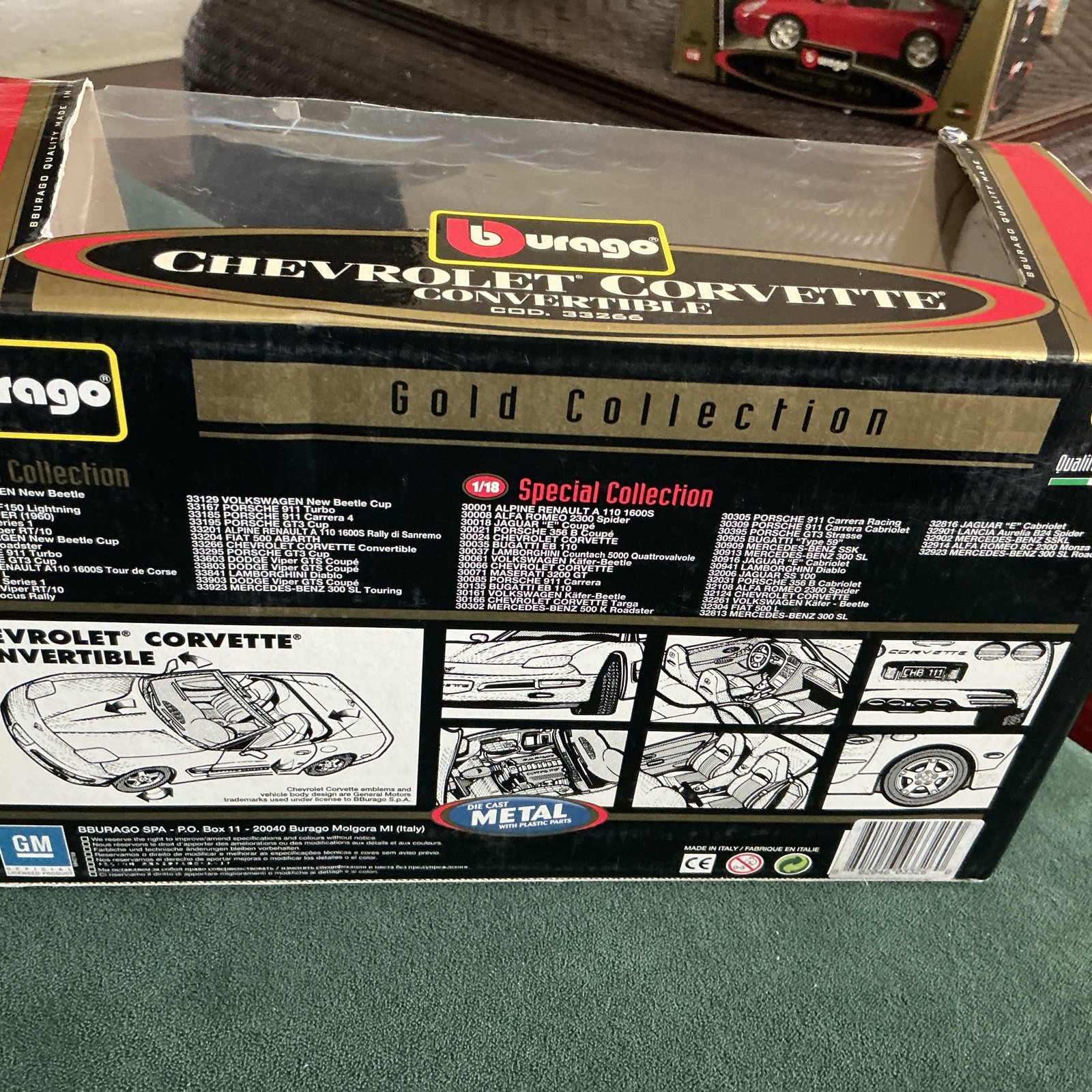 1998 Chevrolet Corvette Convertible Gold Collection #33266 1:18 Diecast Bburago