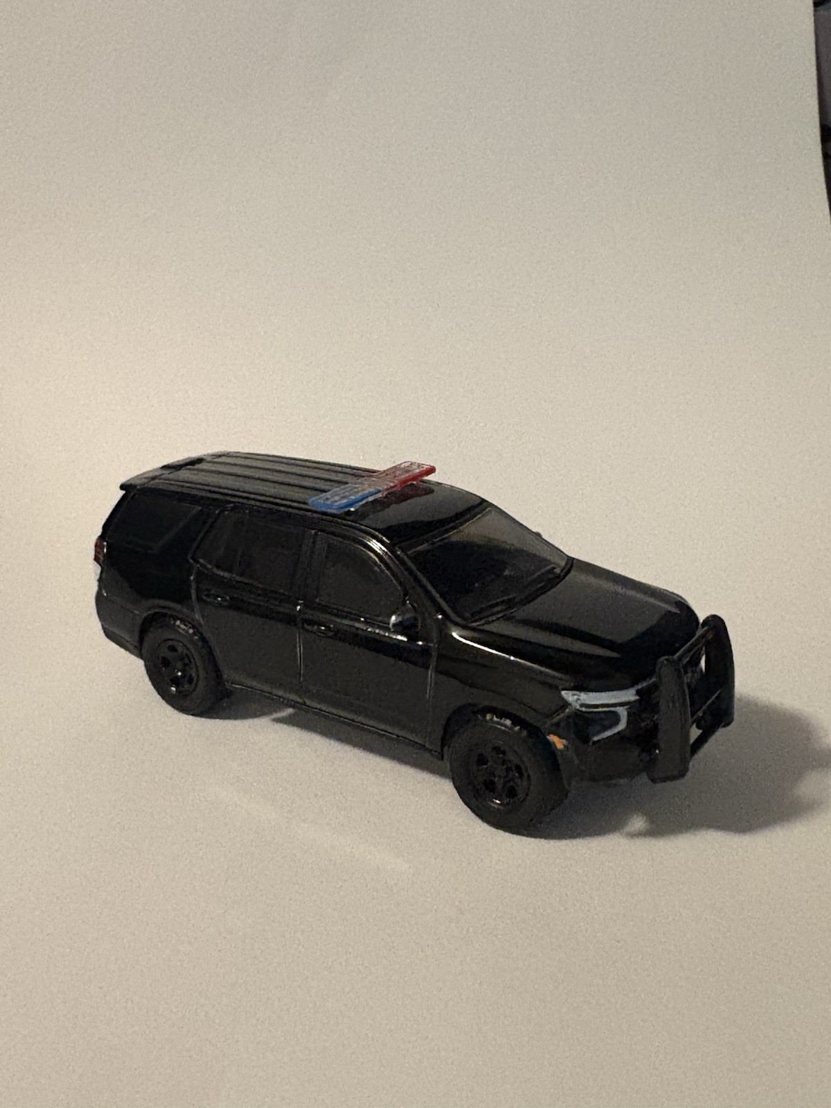 Greenlight Black Chevrolet Tahoe Police SUV 1:64 Push Bar Roof Light Bar