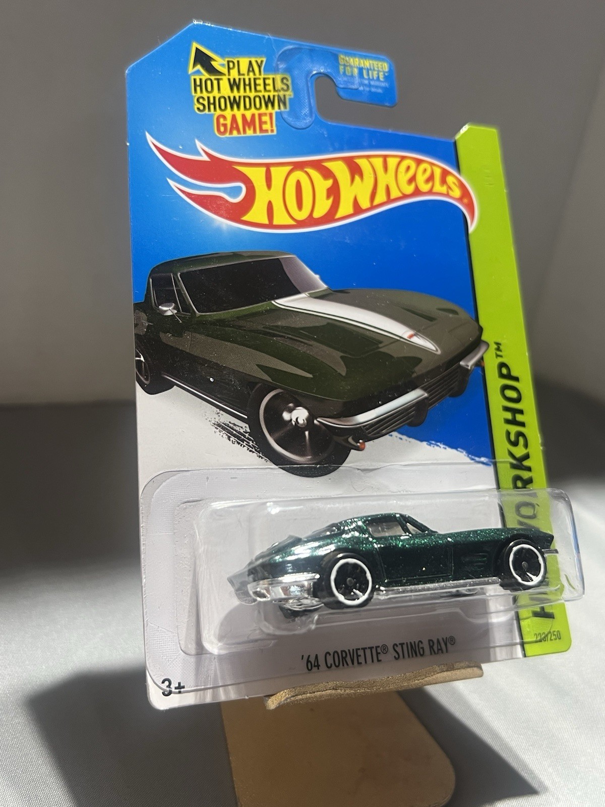 2014 Hot Wheels ’64 Corvette Stingray #223 Green Kmart Exclusive Color