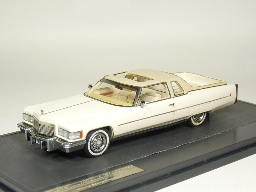 Matrix MX20301-361 1/43 1976 Cadillac Fleetwood Mirage Pickup Resin Model Car