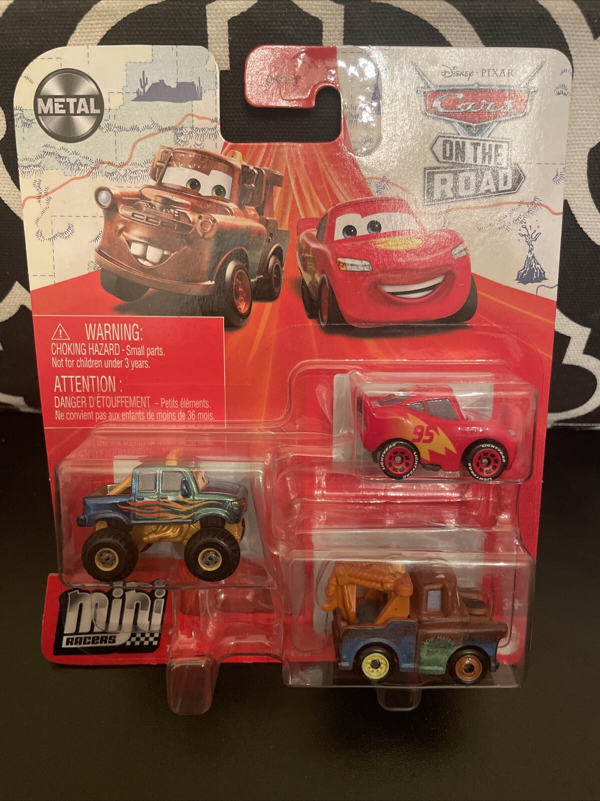 Disney Pixar Cars On The Road Mini Racers Ivy Road Trip Lightning Mater