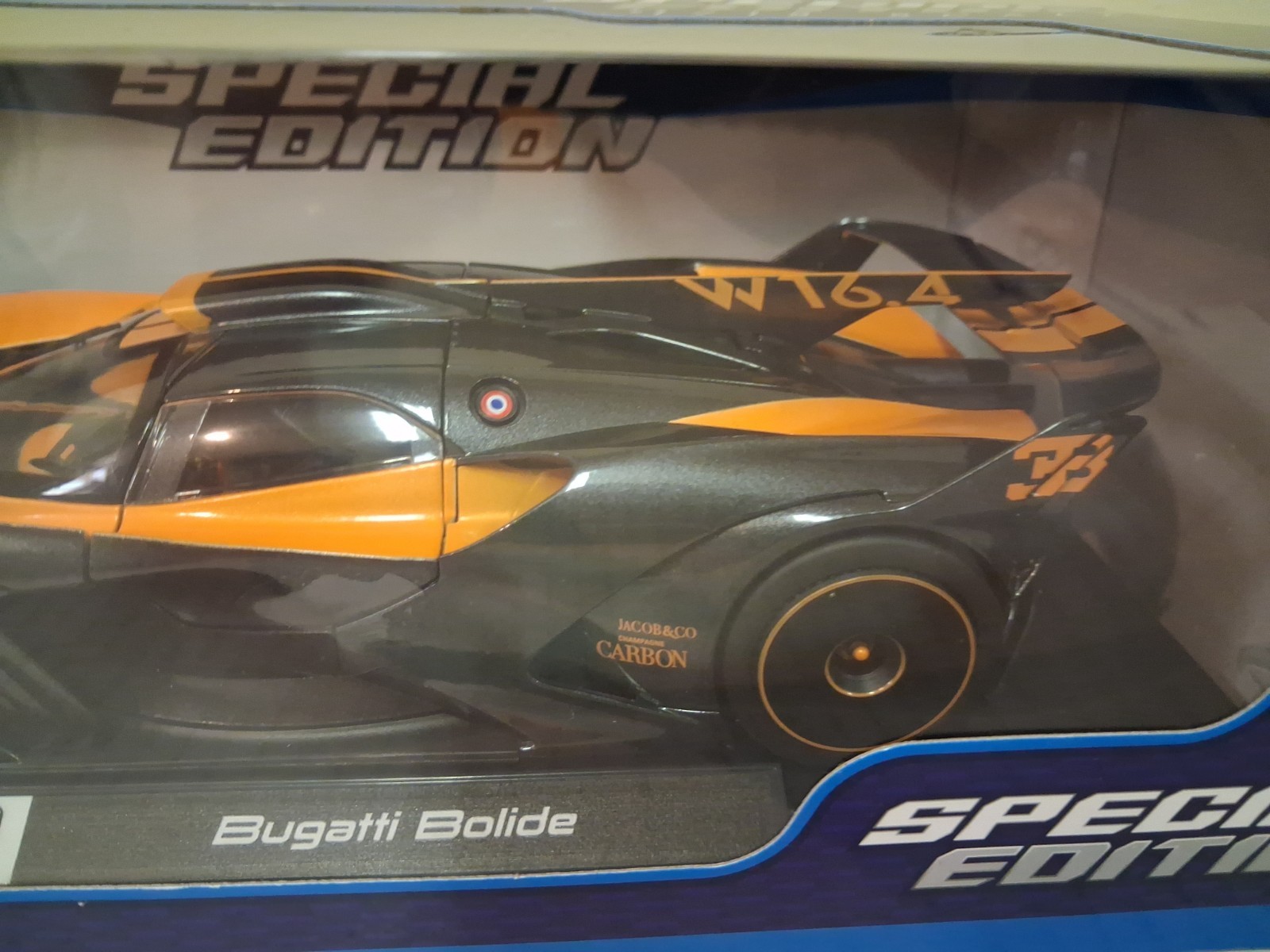 BUGATTI BOLIDE Masito 1:18 SCALE DIECAST RACE CAR EXCLUSIVE STYLE Orange / Gray