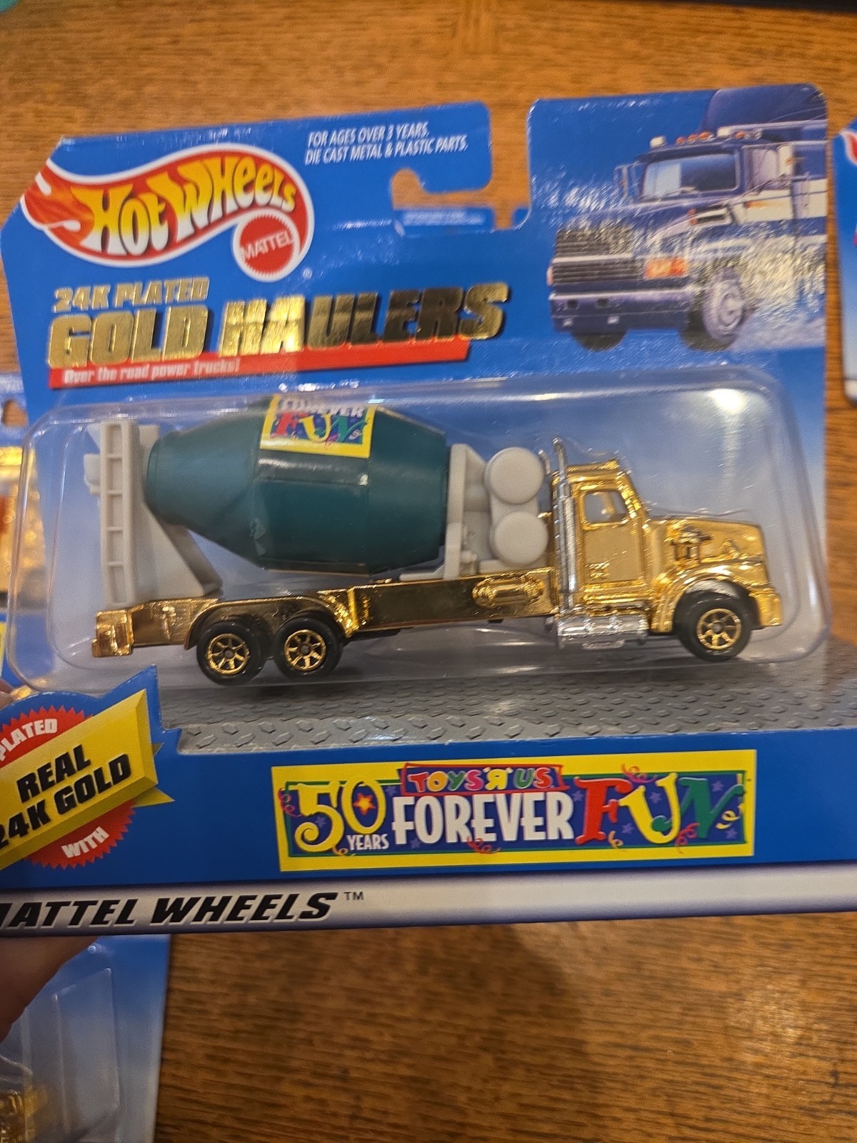 Hot Wheels 24K Plated Gold Haulers Toys R Us 50 Years Lot of 4 D57
