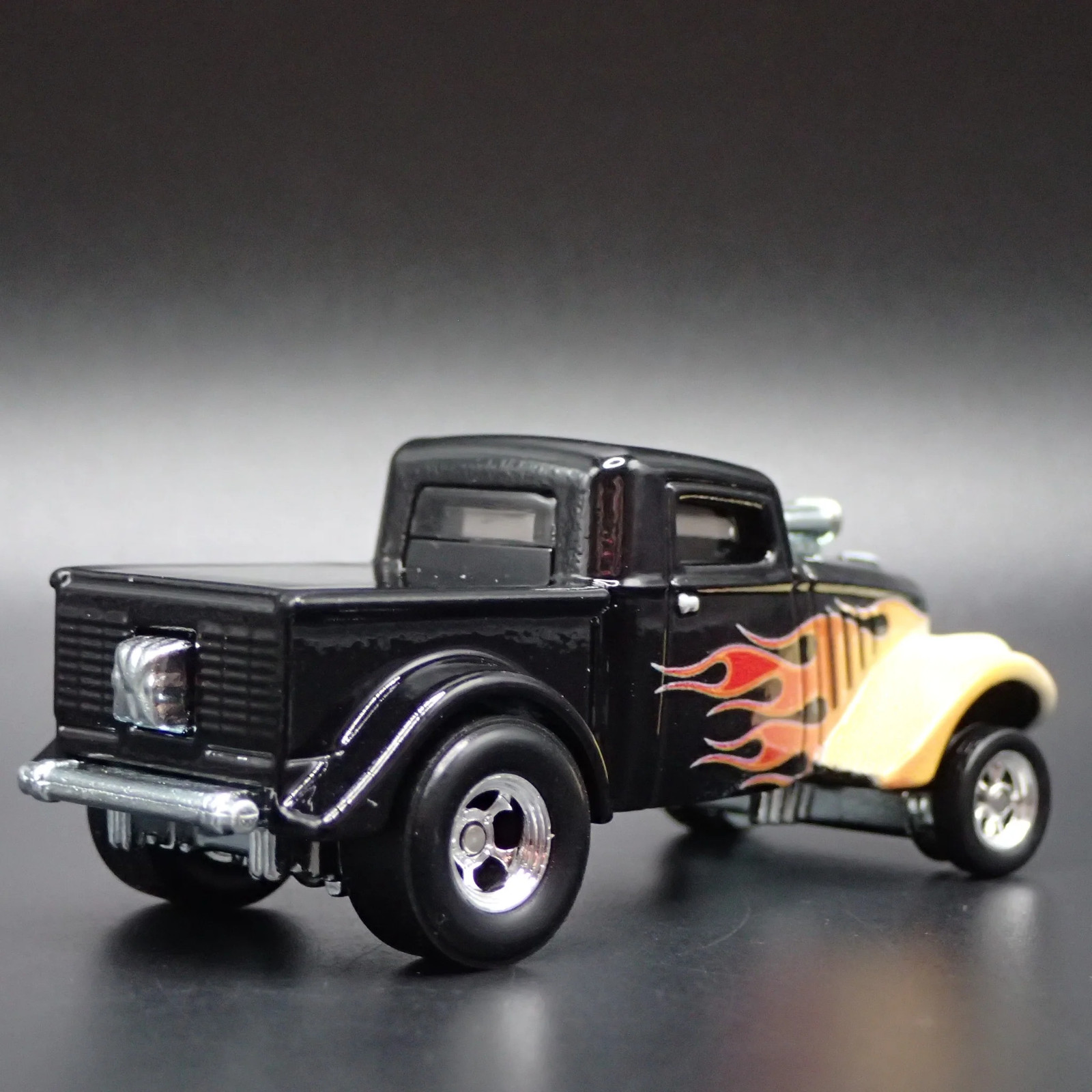 1933 33 WILLYS PICKUP GASSER NHRA 1:64 SCALE COLLECTIBLE DIECAST MODEL CAR