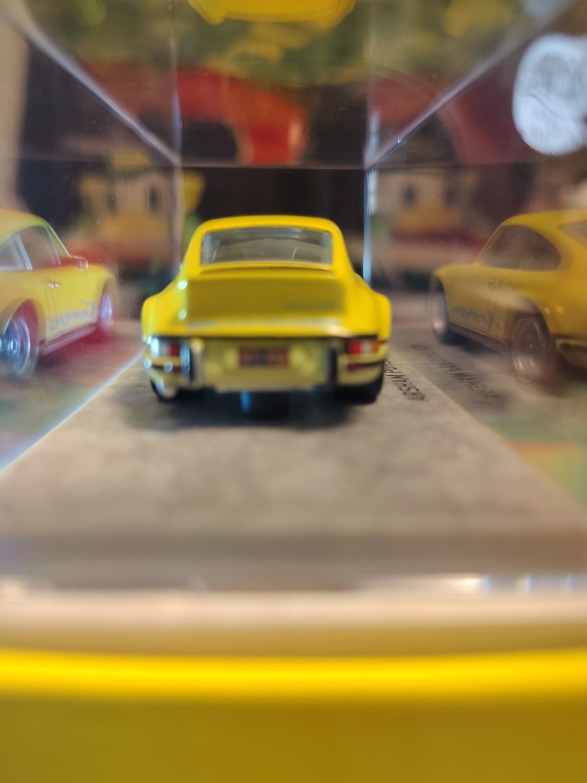 Hot Wheels Daniel Arsham 1973 PORSCHE 911 RSA Yellow 1:64 Mattel Creations JGK64