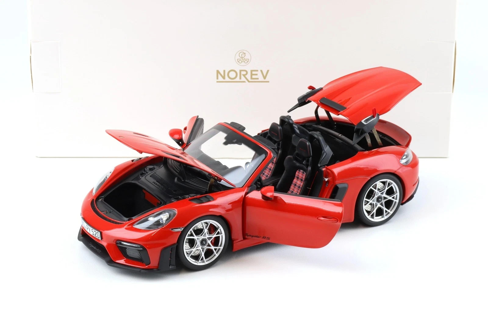 1/18 Norev Porsche 718 Spyder RS 2023 Guards Red 187271