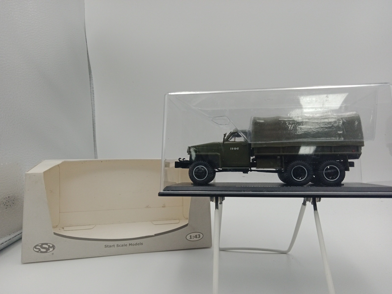 Start Scale Models WWII USA for Studebaker US6 U4 MILITARY TRUCK 1/43 Pre-built
