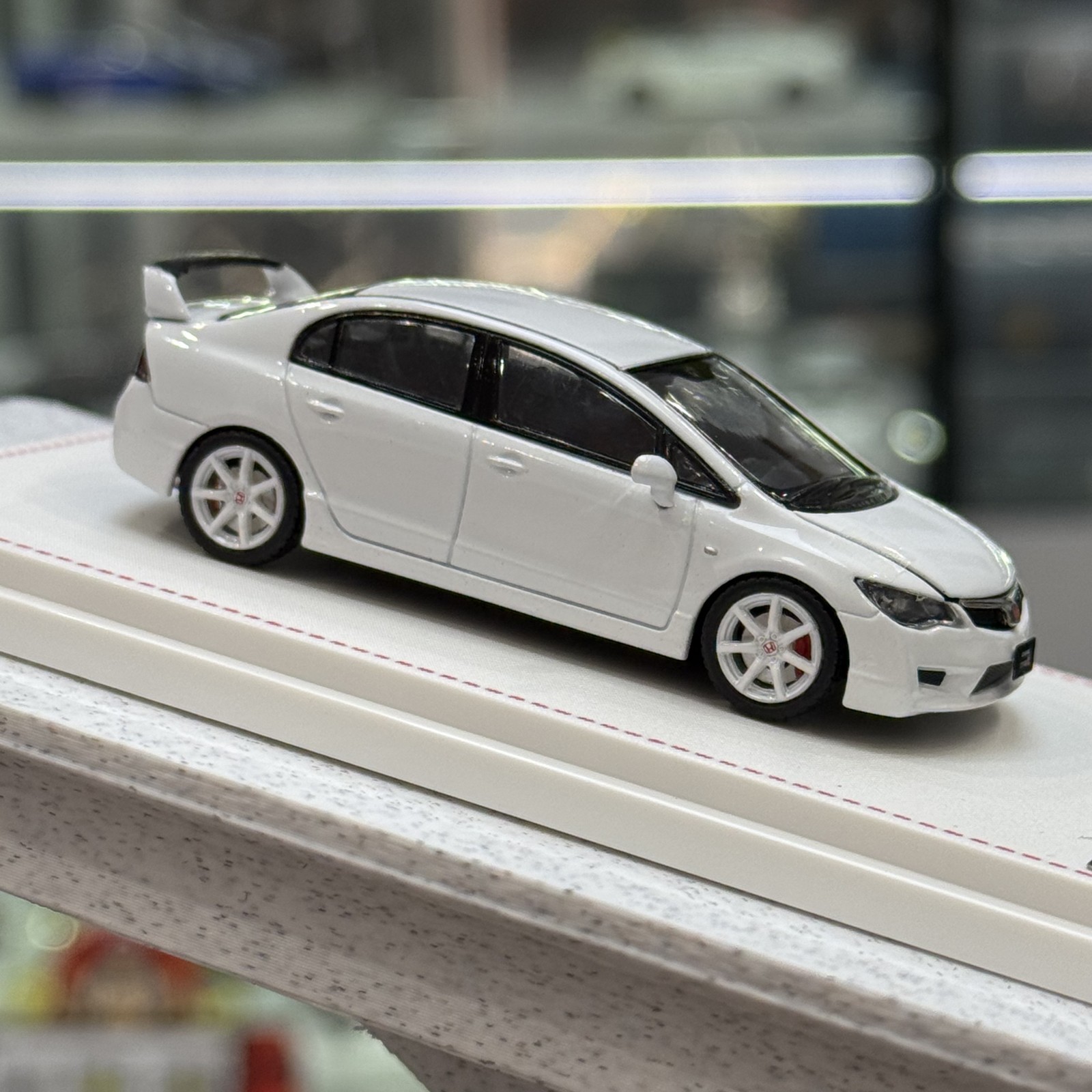1:64 Civic Type R FD2 Openable Engine Hood Alloy Die-Cast Model