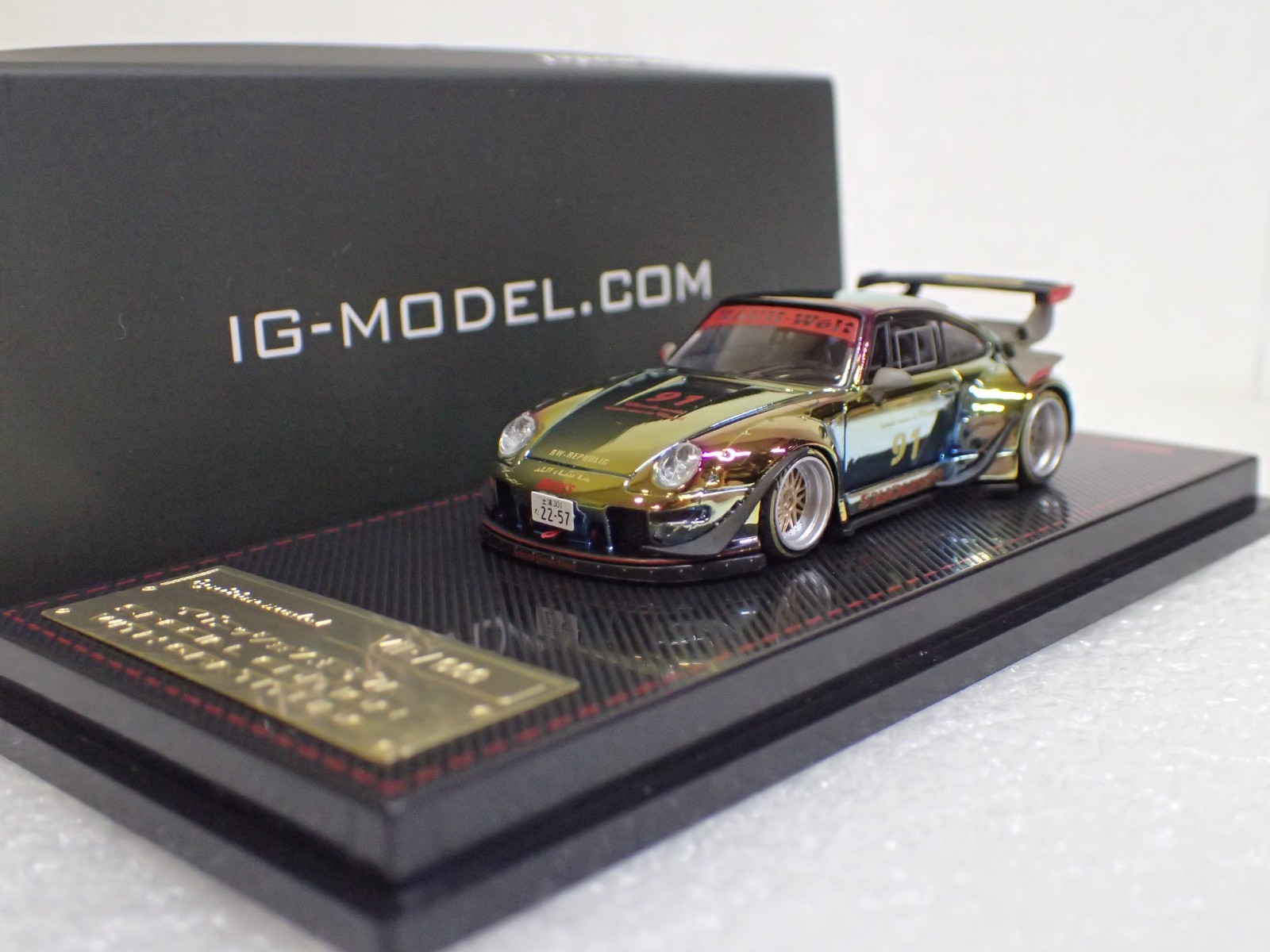 Ignition Model 1/64 IG3873 RWB 993 Ramintra Matte Green CHASE CAR Porsche 911