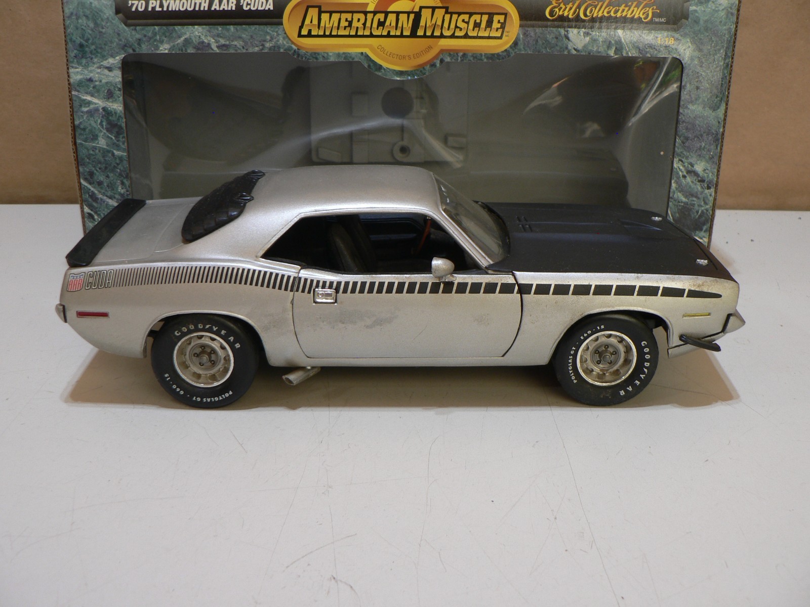 Vintage Ertl American Muscle 1970 Plymouth AAR Cuda Die Cast 1:18 Scale
