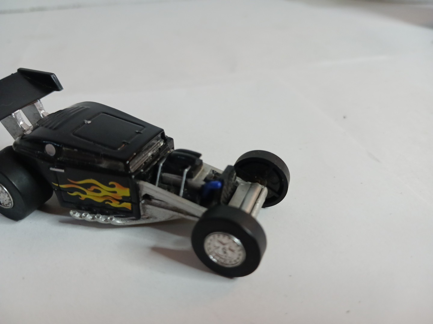 ERTL Hi Roller Hot Rod Rat Rod Lowrider Dragster Black Flames