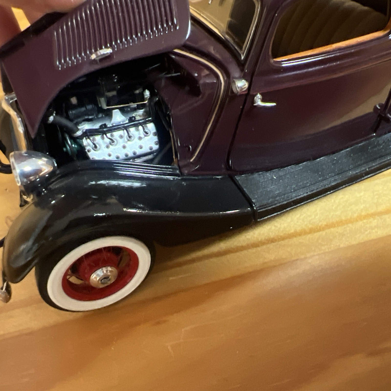 1933 Ford Deluxe Coupe Model 40 Coach Maroon Danbury Mint Diecast Replica