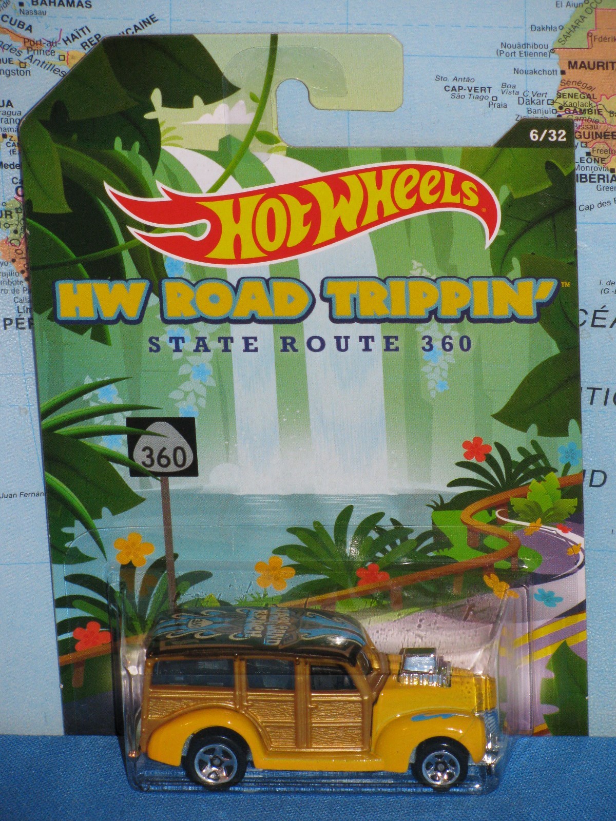 HOT WHEELS 1940s WOODIE #6/32 HW ROAD TRIPPIN STATE ROUTE 360 *BRAND NEW & RARE*