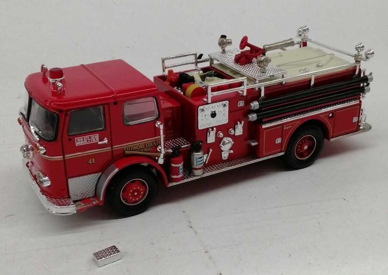 CORGI US50805 Baltimore 1/50 Scale Model Display Vehicle Collectible Used